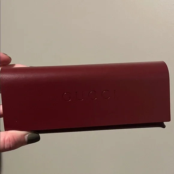 Gucci Black Sunglasses with Red Case display picture 1